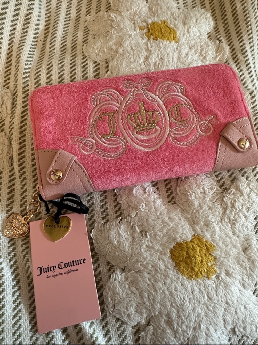 💖NWT Juicy Couture Pink Suede & Leather Rhinestone Wallet💖